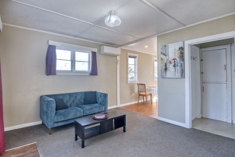 Photo of property in 47a Cook Street, Foxton, 4814