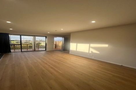 Photo of property in 38 Ahunga Road, Karaka, Papakura, 2113