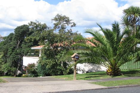 Photo of property in 17 Anna Watson Road, Half Moon Bay, Auckland, 2012