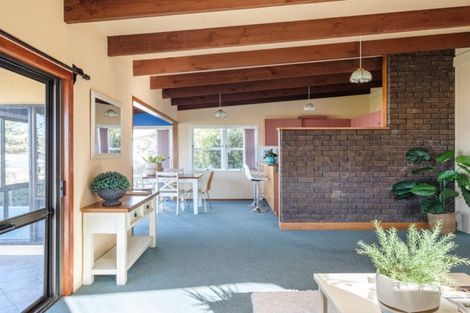 Photo of property in 15 Makorori Beach Road, Makorori, Gisborne, 4073