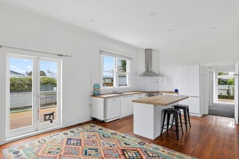 Photo of property in 60 Sheehan Street, Whataupoko, Gisborne, 4010