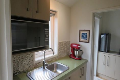 Photo of property in 1 Brompton Close, Richmond Heights, Taupo, 3330