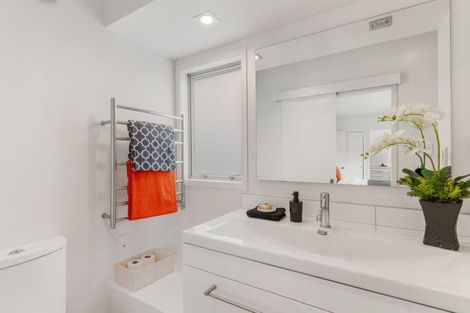 Photo of property in 1/10 Chevron Place, Ilam, Christchurch, 8041