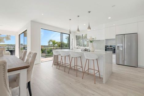 Photo of property in 7 Bounty Road, Long Bay, Auckland, 0630