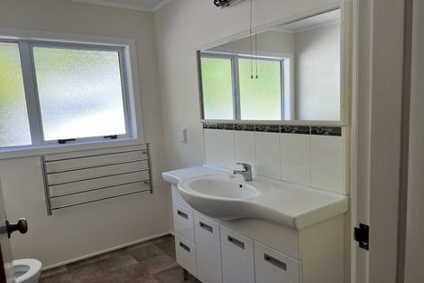 Photo of property in 111 Ngatiawa Road, Reikorangi, Waikanae, 5391