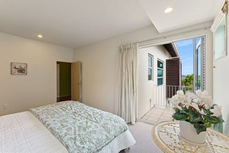 Photo of property in 110 Winara Avenue, Waikanae, 5036