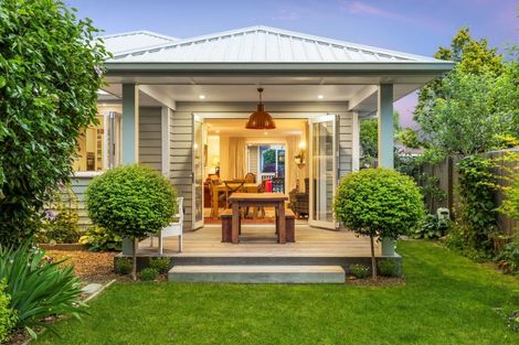 Photo of property in 80 Hall Street, Cambridge, 3434