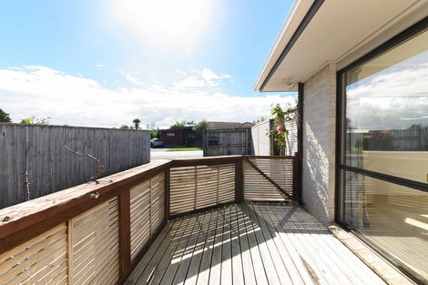 Photo of property in 1/56 Cherry Road, Bucklands Beach, Auckland, 2014