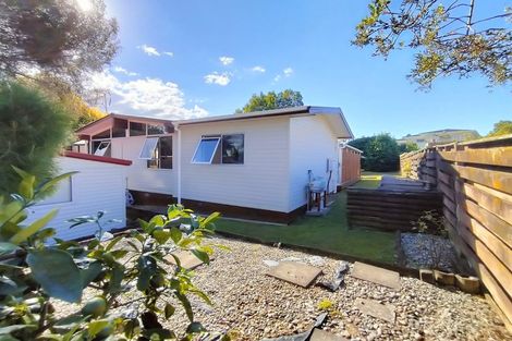 Photo of property in 78 Archmillen Avenue, Pakuranga Heights, Auckland, 2010