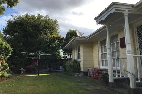 Photo of property in 2/19 Brookby Crescent, Avonhead, Christchurch, 8042