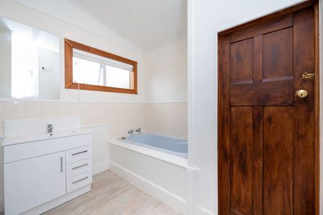 Photo of property in 411 Tomoana Road, Saint Leonards, Hastings, 4120