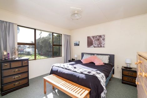 Photo of property in 9 Russell Esplanade, Otautau, 9610