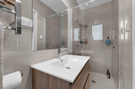 Photo of property in 2 Tidal View Road, Karaka, Papakura, 2113