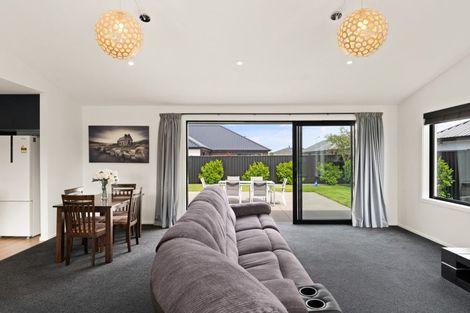 Photo of property in 6 Neil Collins Lane, Mosgiel, 9024