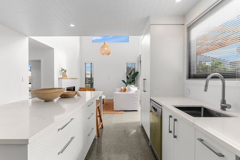 Photo of property in 3 Citrus Place, Mangawhai, 0505