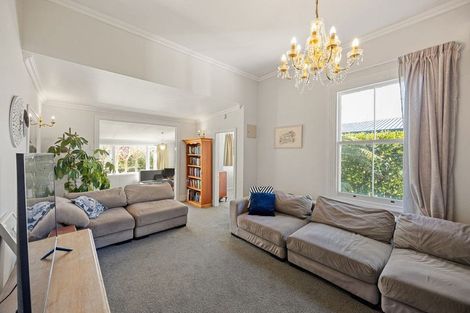 Photo of property in 31 Clare Street, Cambridge, 3434