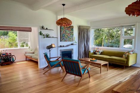 Photo of property in 47 Harbour View Road, Northland, Wellington, 6012