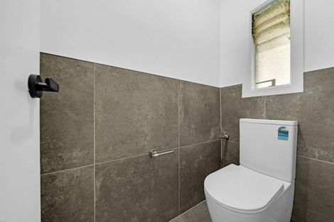 Photo of property in 76 Old Wairoa Road, Papakura, 2110