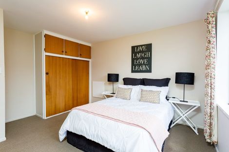 Photo of property in 2/21 Montclare Avenue, Ilam, Christchurch, 8041