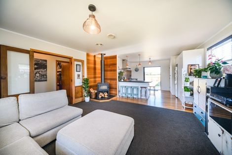 Photo of property in 26 Peters Avenue, Cloverlea, Palmerston North, 4412
