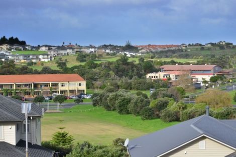 Photo of property in 34 Bella Vista Drive, Gulf Harbour, Whangaparaoa, 0930