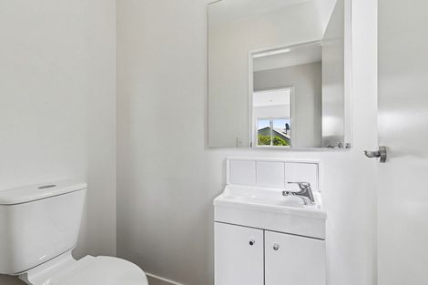 Photo of property in 35 Chartwell Drive, Crofton Downs, Wellington, 6035