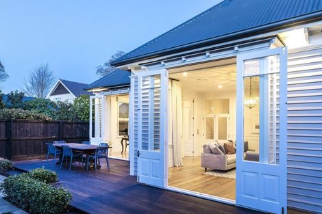 Photo of property in 41 Leinster Road, Merivale, Christchurch, 8014