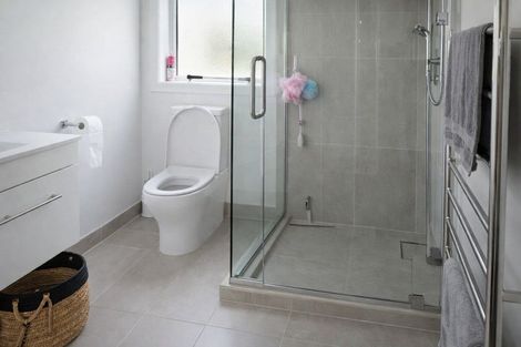 Photo of property in 2 Jeanette Street, Glenview, Hamilton, 3206