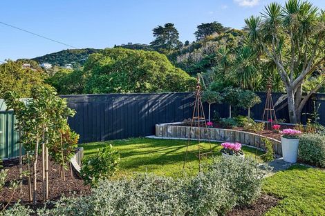 Photo of property in 49 Normandale Road, Normandale, Lower Hutt, 5010