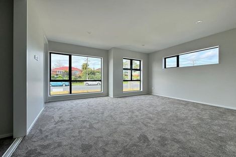 Photo of property in 15a Oakdale Road, Mount Roskill, Auckland, 1041