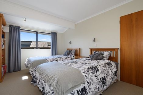 Photo of property in 42 Hillcrest Road, Otumoetai, Tauranga, 3110