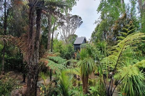 Photo of property in 22 Lorenzen Bay Road, Raglan, 3225