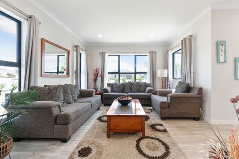 Photo of property in 1 Peacock Place, Pokeno, 2402