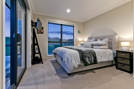 Photo of property in 13 Oak Valley Road, Dairy Flat, Albany, 0792