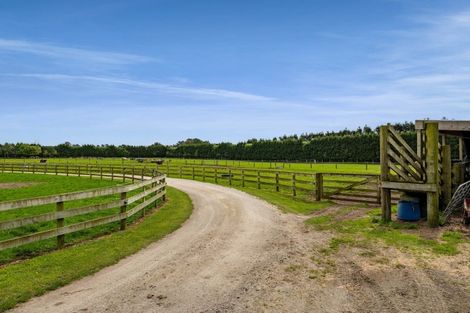 Photo of property in 50a Richmond Road, Brixton, New Plymouth, 4373