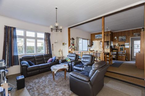 Photo of property in 6 Tamar Street, South Hill, Oamaru, 9400