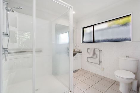 Photo of property in 89 Marina View Drive, West Harbour, Auckland, 0618