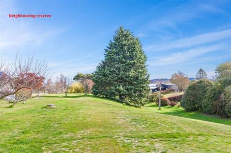 Photo of property in 2/24 Angela Place, Kinloch, Taupo, 3377