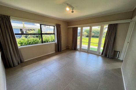 Photo of property in 37 Stanaway Street, Hillcrest, Auckland, 0627