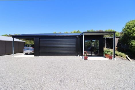 Photo of property in 137 Lees Pakaraka Road, Te Ore Ore, Masterton, 5886