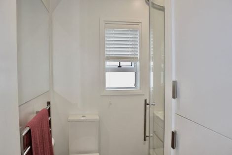 Photo of property in 5c Rosebank Road, Avondale, Auckland, 1026