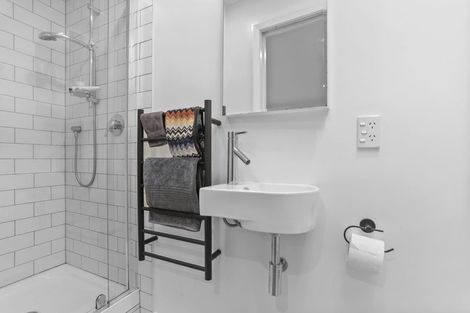 Photo of property in 80 Waima Crescent, Titirangi, Auckland, 0604