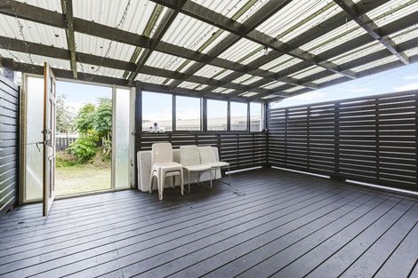 Photo of property in 5/1 Rebecca Rise, Weymouth, Auckland, 2103