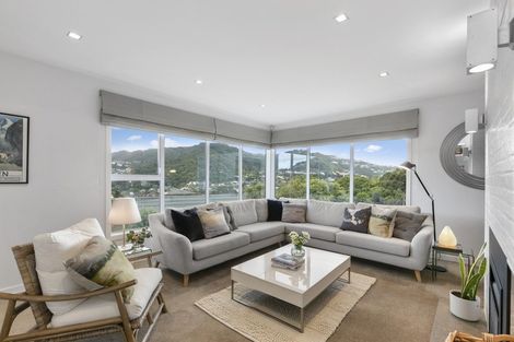 Photo of property in 32 Torwood Road, Khandallah, Wellington, 6035