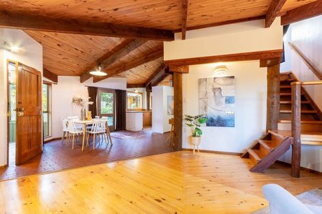 Photo of property in 60 Leinster Avenue, Raumati South, Paraparaumu, 5032