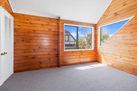 Photo of property in 117 Botany Road, Botany Downs, Auckland, 2010