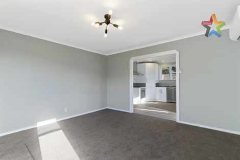Photo of property in 121 Wellington Road, Wainuiomata, Lower Hutt, 5014