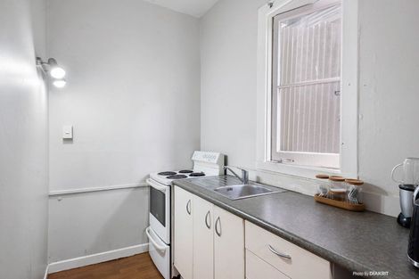 Photo of property in 125 Wallace Street, Mount Cook, Wellington, 6021