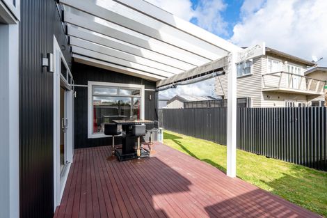 Photo of property in 123 Heretaunga Street, Palmerston North, 4414
