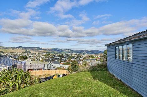 Photo of property in 29 Sombrero View, Ascot Park, Porirua, 5024